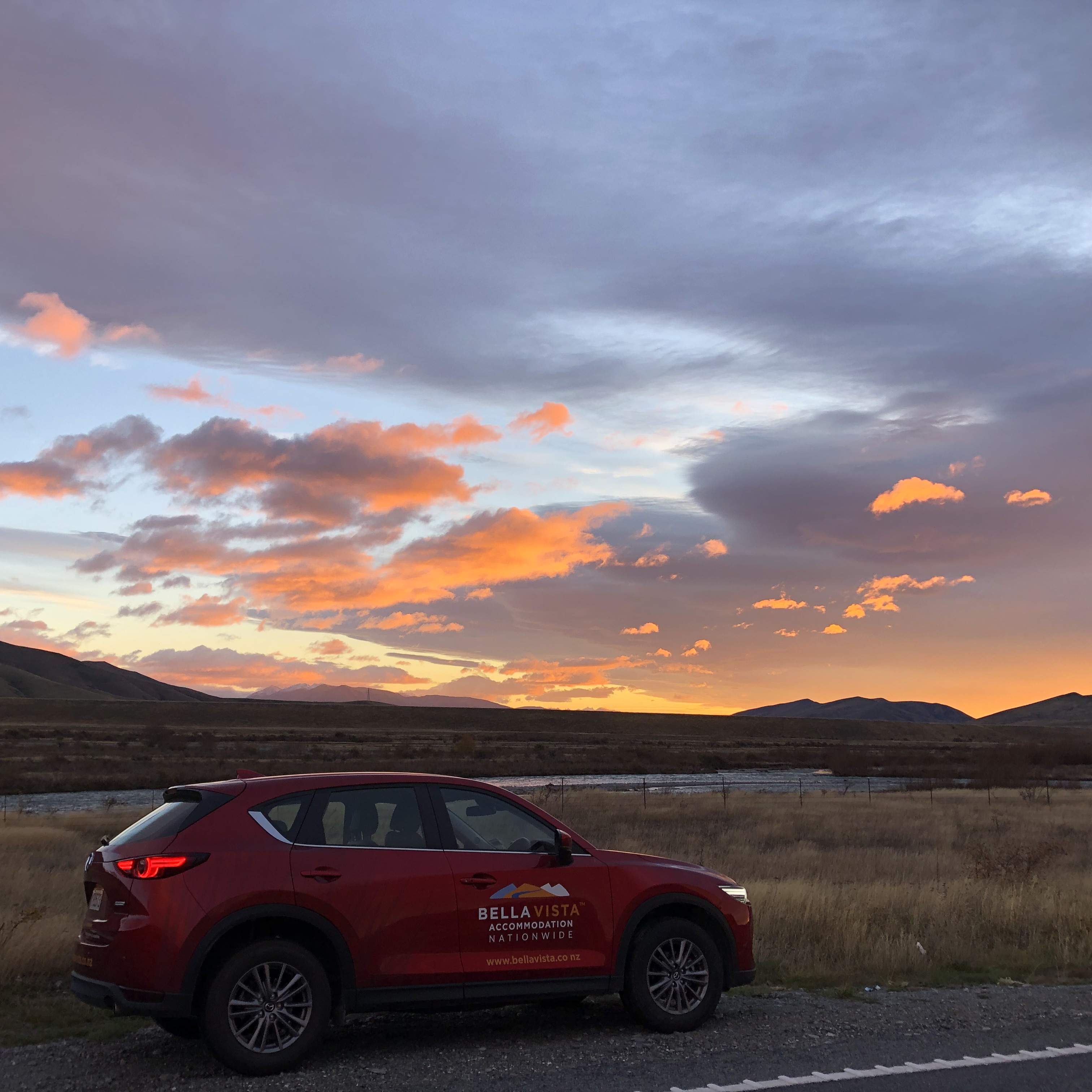 Sunrise in New Zealand with Bella Vista