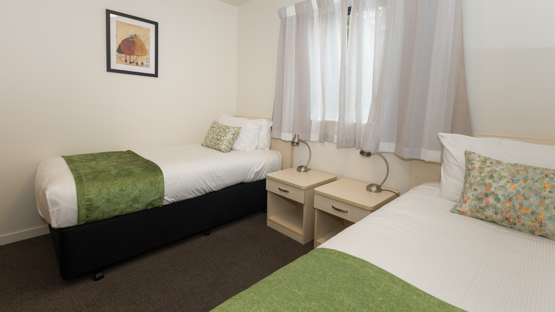 Twin bedroom Dunedin Accommodation