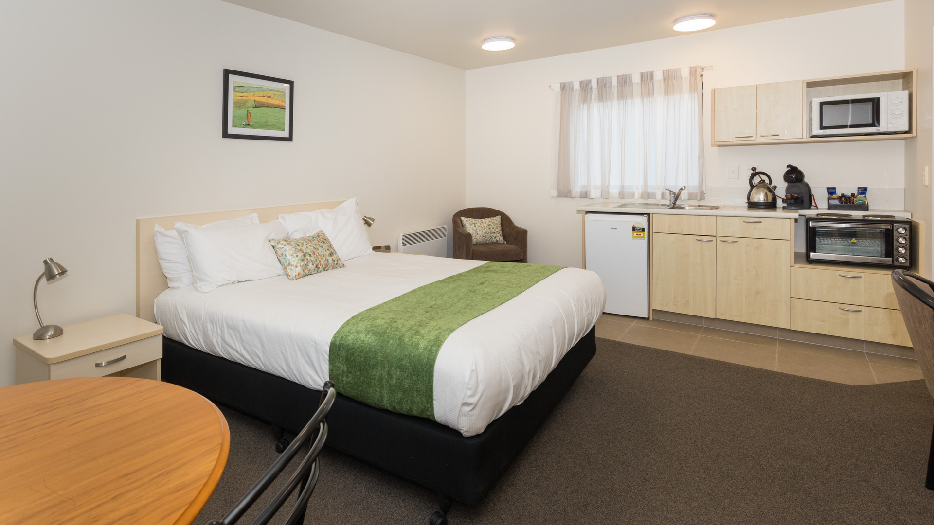 large motel room Dunedin