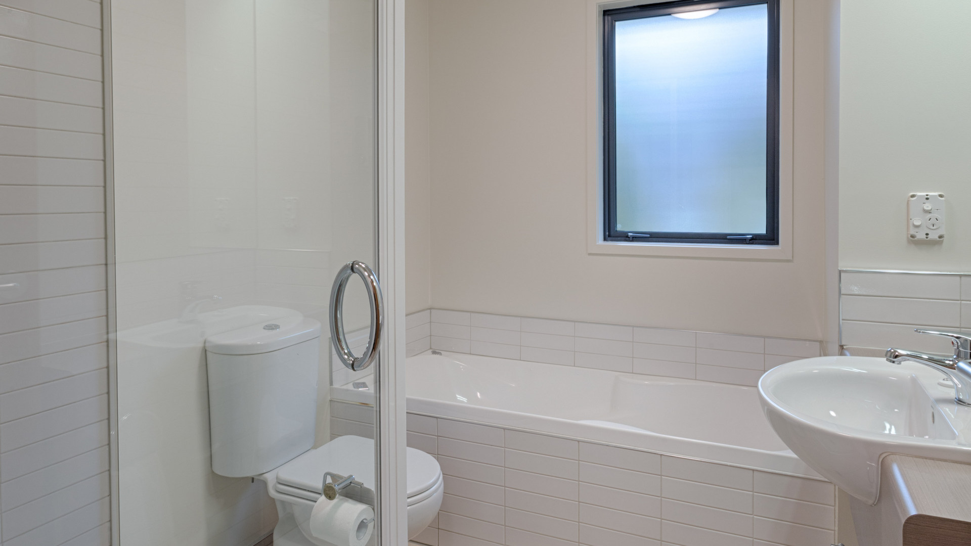 Bathroom Fox Glacier Accommodation