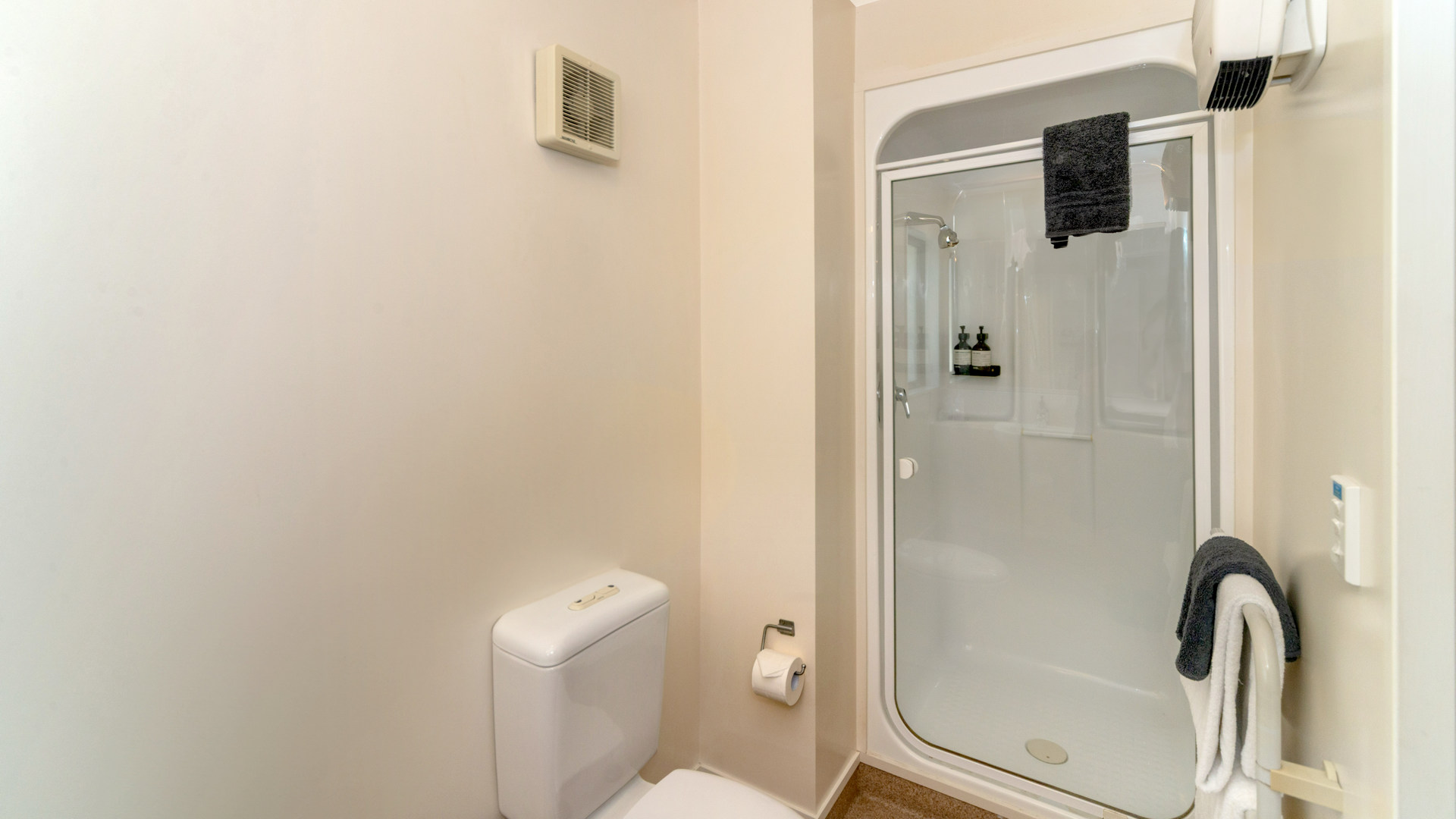 Ensuite bathroom Gisborne