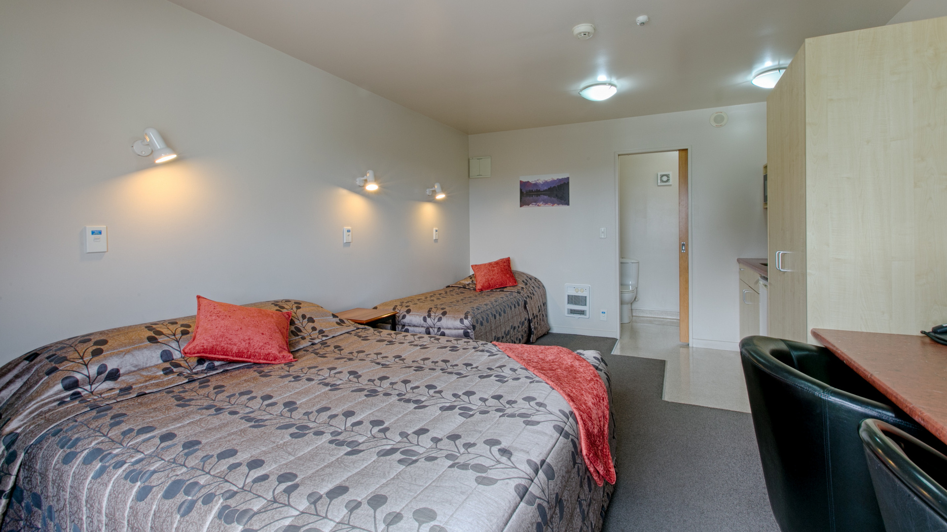 Room for three people Hokitika