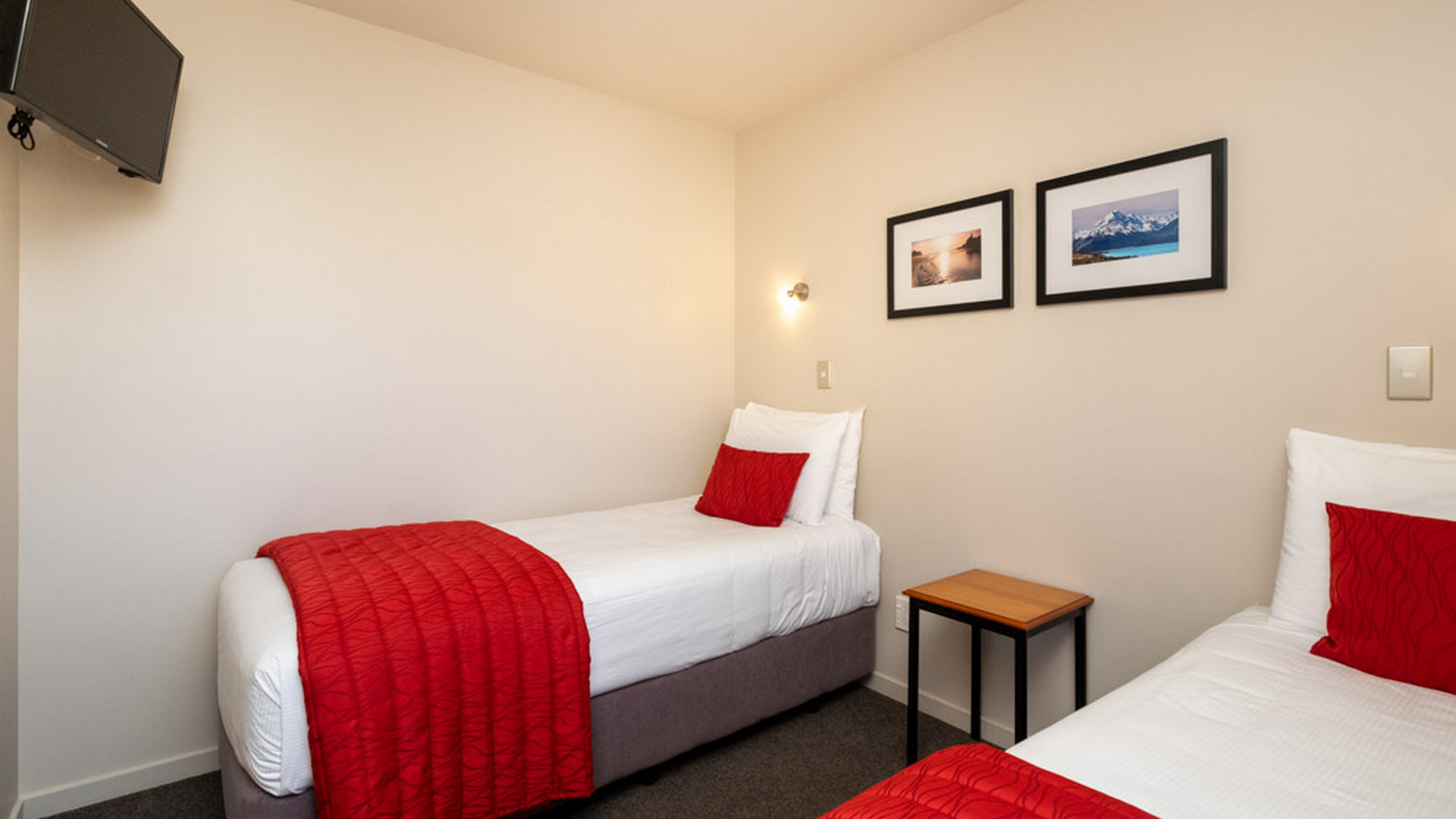 Single beds accommodation napier