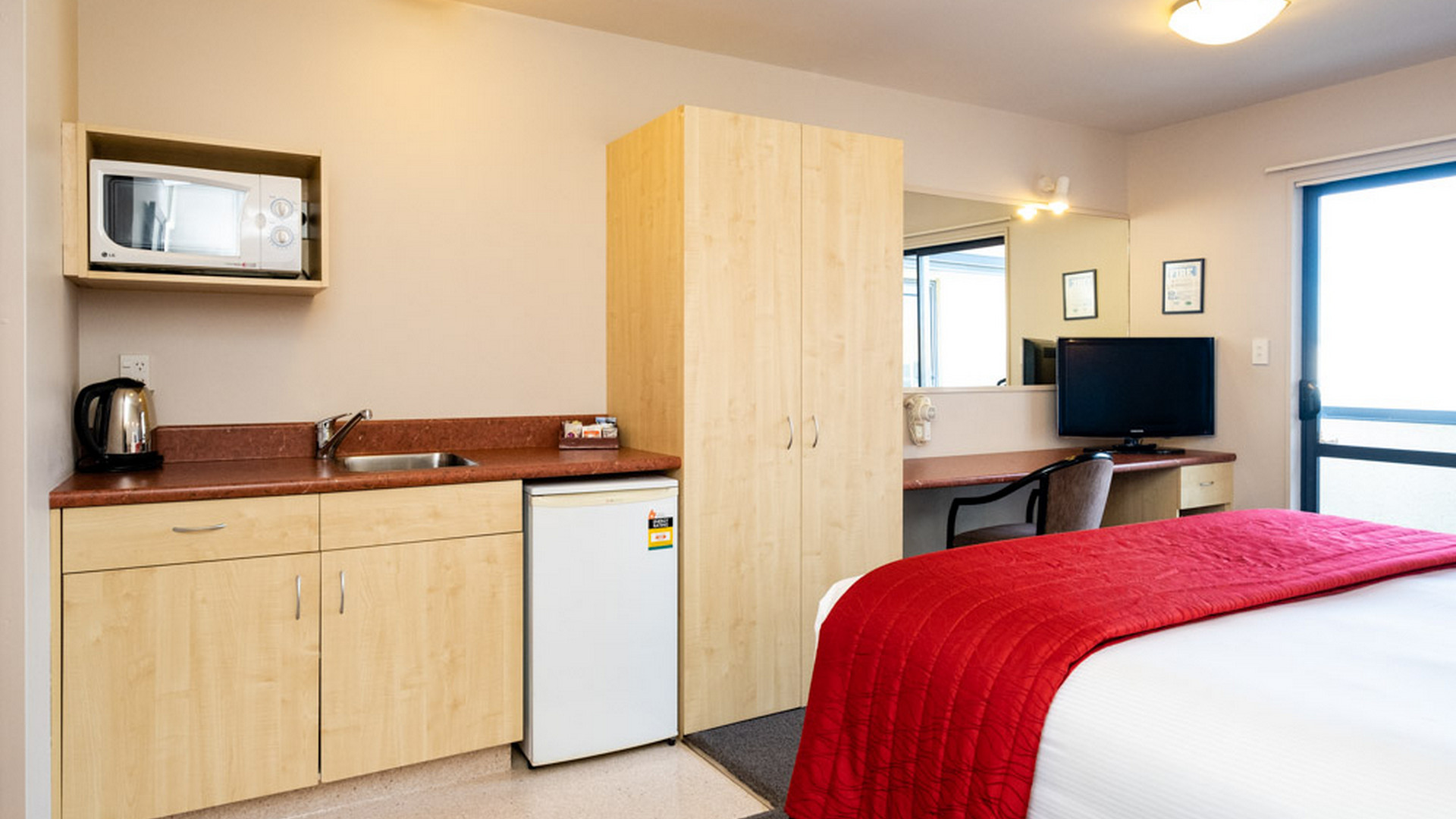 motel studio facilities napier accommodation