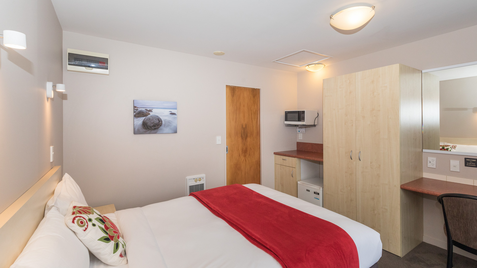 room_image
