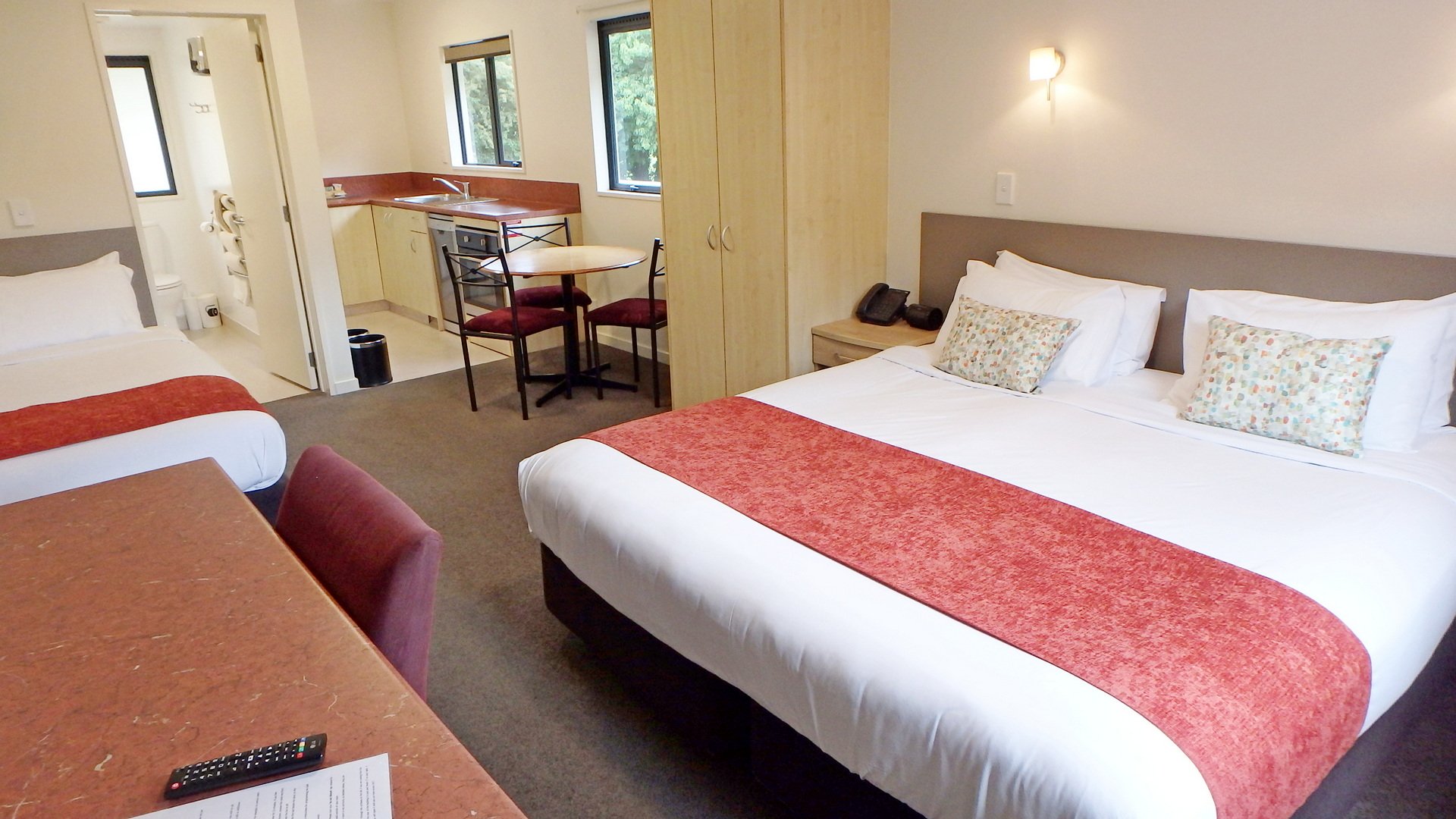 Room for 3 people in Queenstown