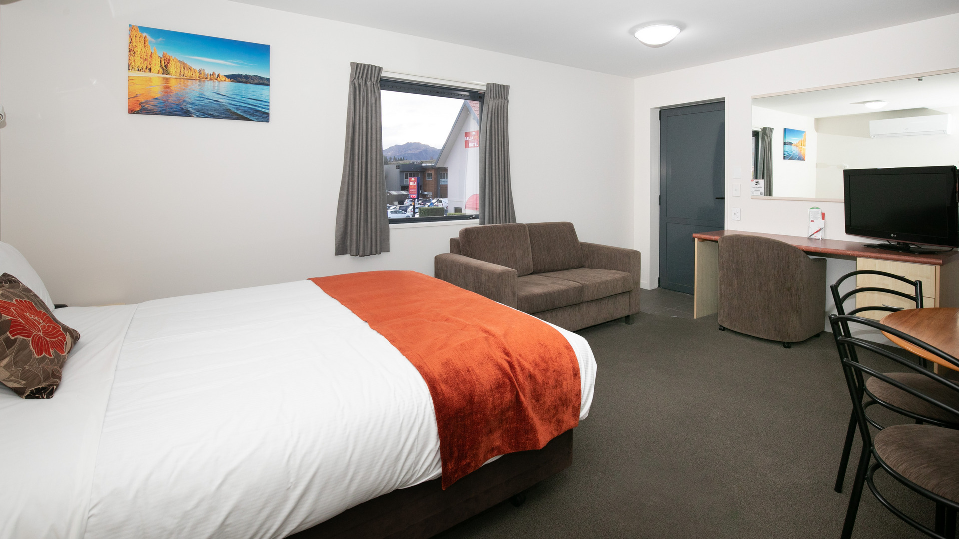 Large motel room Wanaka