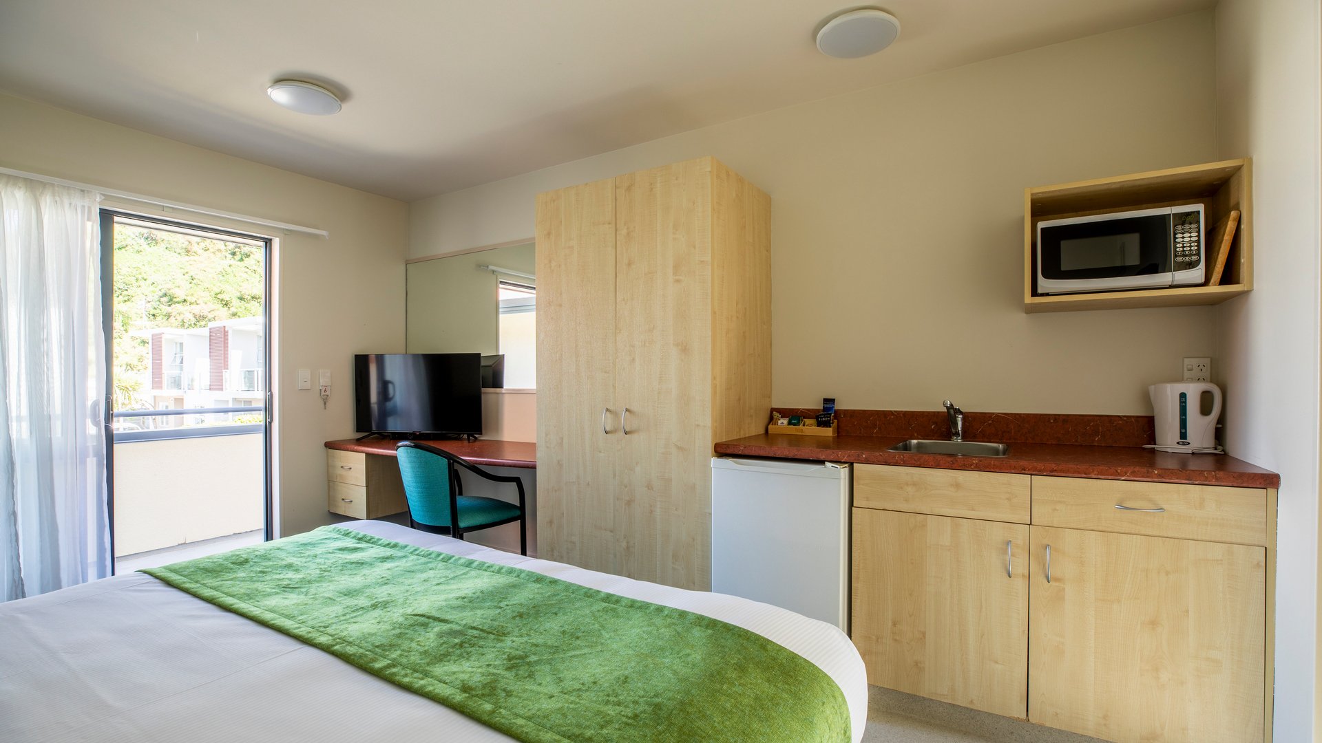 upstairs studio bella vista wellington