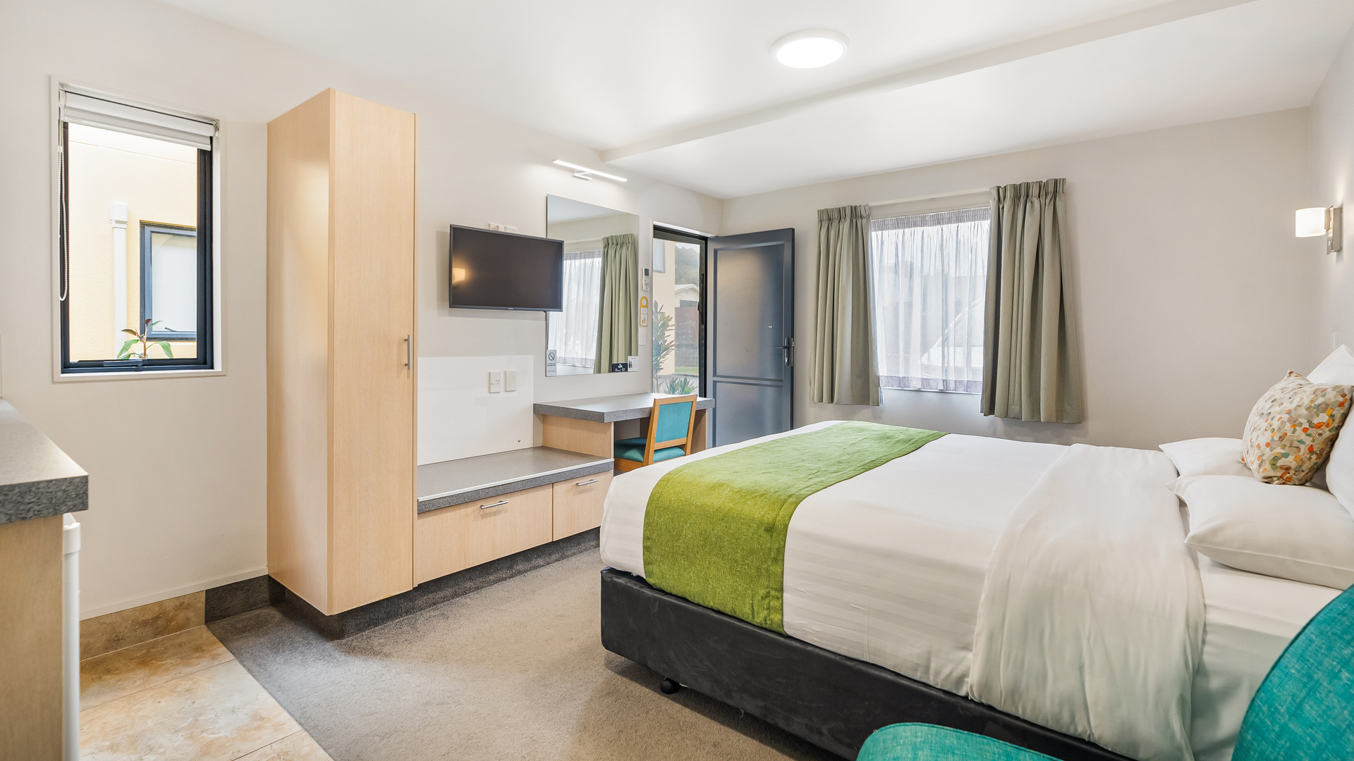 King style room Bella Vista