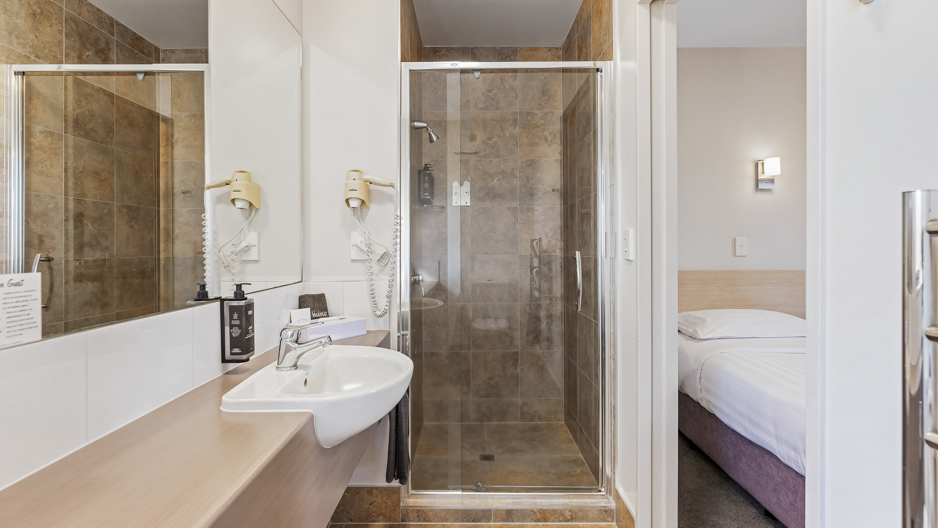 room_image