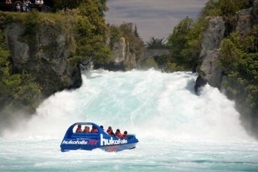 Local Attractions: Huka Falls Jet Boat