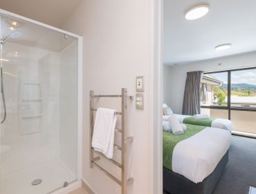 Twin/Triple Studio, Bella Vista Nelson