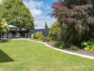Spacious Grounds, Bella Vista Nelson
