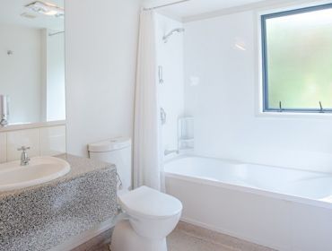One Bedroom Unit - bathroom